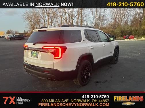 2023 GMC Acadia SLE