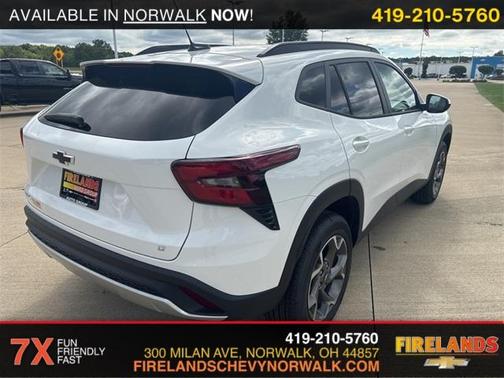 2025 Chevrolet Trax LT