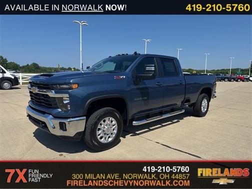 2025 Chevrolet Silverado 3500 LT