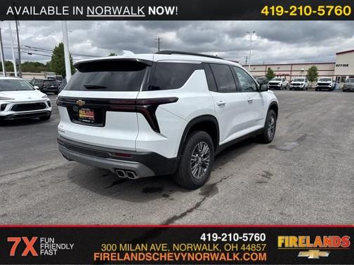 2025 Chevrolet Traverse LT