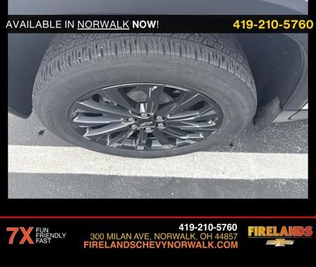 2023 Chevrolet Traverse RS