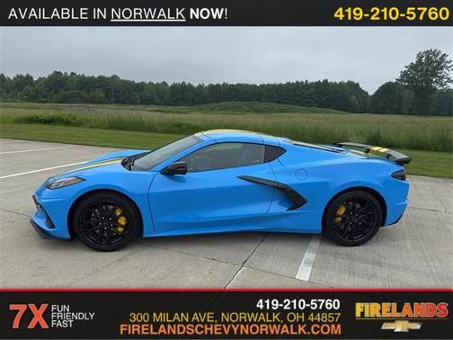 2025 Chevrolet Corvette Stingray w/3LT