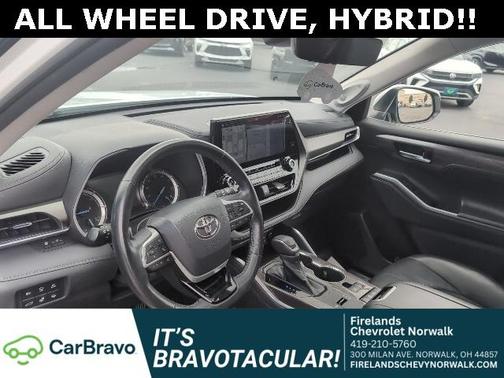 2022 Toyota Highlander Hybrid Limited