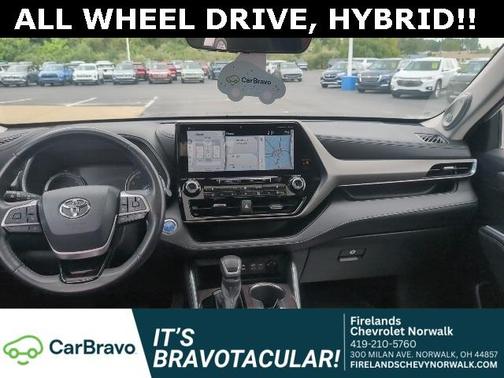 2022 Toyota Highlander Hybrid Limited