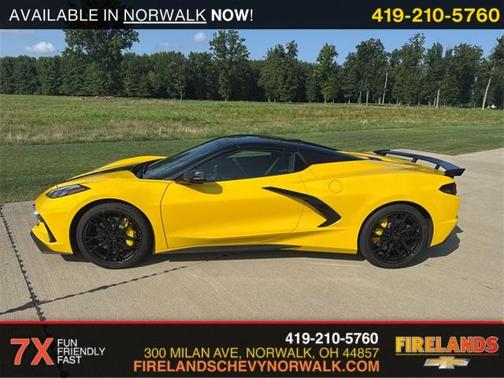 2025 Chevrolet Corvette Stingray w/3LT