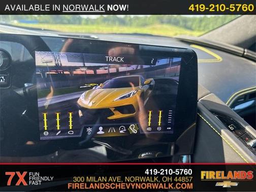 2025 Chevrolet Corvette Stingray w/3LT