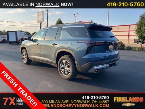 2025 Chevrolet Traverse LT