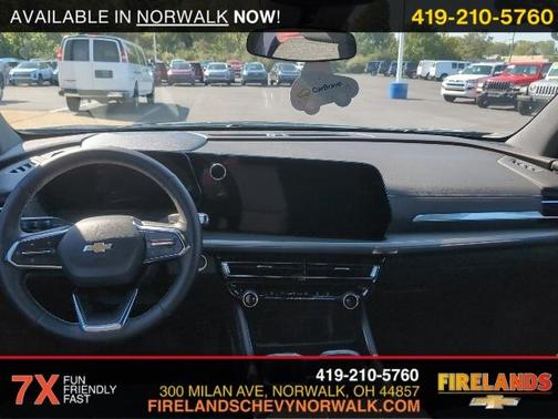 2025 Chevrolet Traverse LT