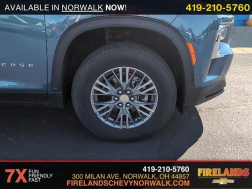 2025 Chevrolet Traverse LT