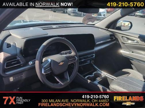 2025 Chevrolet Traverse LT