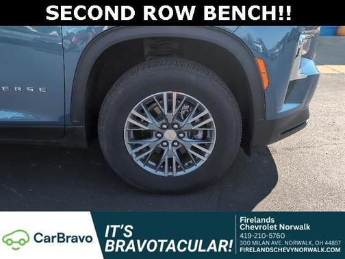 2025 Chevrolet Traverse LT