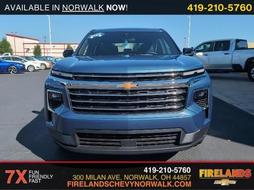 2025 Chevrolet Traverse LT