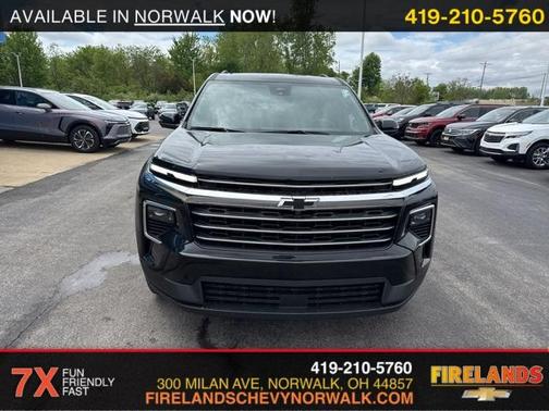 2025 Chevrolet Traverse LT