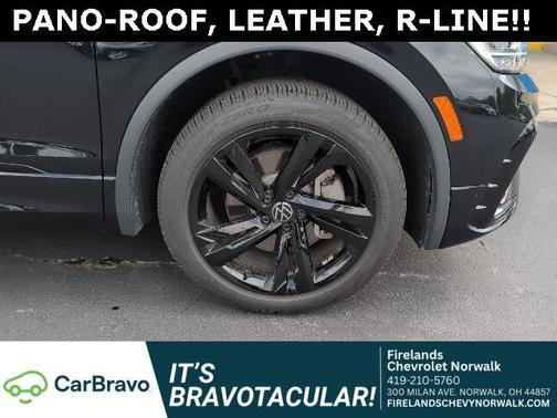 2024 Volkswagen Tiguan 2.0T SE R-Line Black