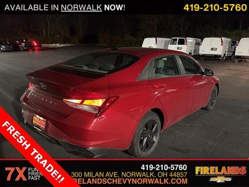 2023 Hyundai ELANTRA SEL