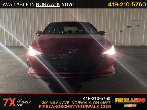 2023 Hyundai ELANTRA SEL