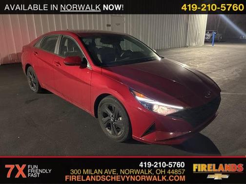 2023 Hyundai ELANTRA SEL