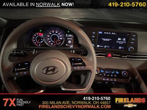 2023 Hyundai ELANTRA SEL