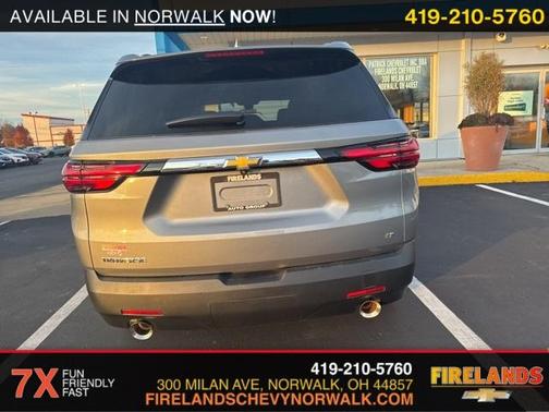 2023 Chevrolet Traverse LT Cloth
