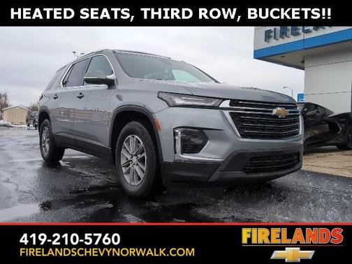 2023 Chevrolet Traverse LT Cloth