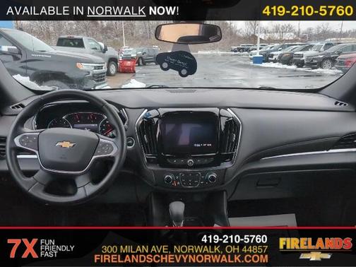 2023 Chevrolet Traverse LT Cloth