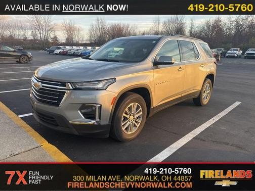 2023 Chevrolet Traverse LT Cloth