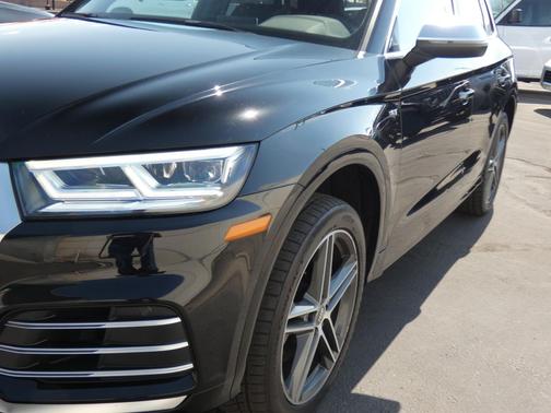 2018 Audi SQ5 3.0T Premium Plus