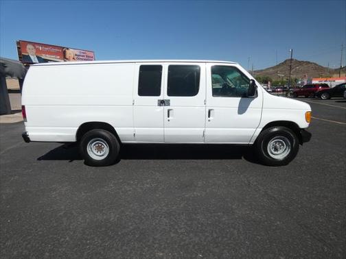 2007 Ford E350 Super Duty Base