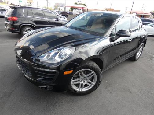 2017 Porsche Macan Base