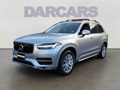 2017 Volvo XC90 T6 Momentum