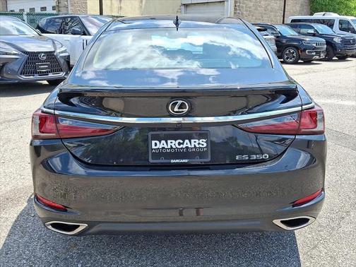 2022 Lexus ES 350 Base