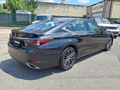 2022 Lexus ES 350 Base