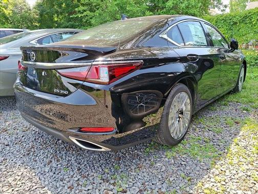 2025 Lexus ES 350 Ultra Luxury
