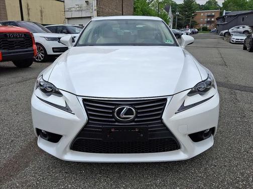 2016 Lexus IS 300 Base