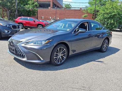 2023 Lexus ES 250 Base