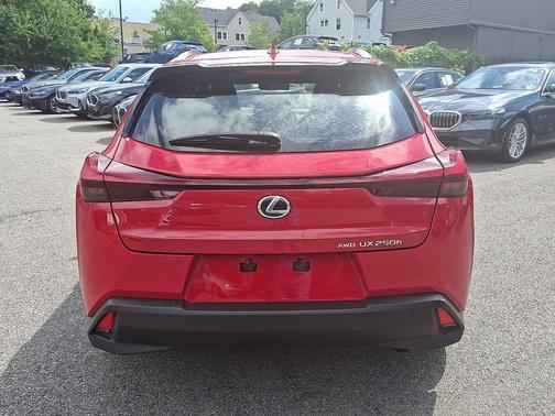 2023 Lexus UX 250h Base