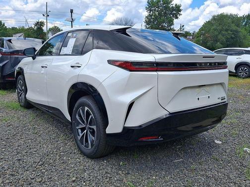 2025 Lexus RZ 450e Premium