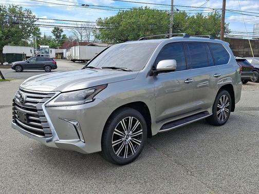 2021 Lexus LX 570 Three-Row