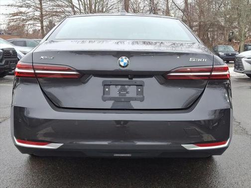 2024 BMW 530 i xDrive