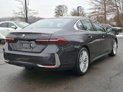 2024 BMW 530 i xDrive