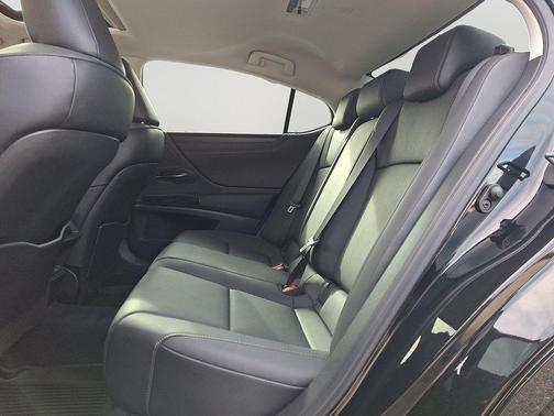 2024 Lexus ES 350 Base