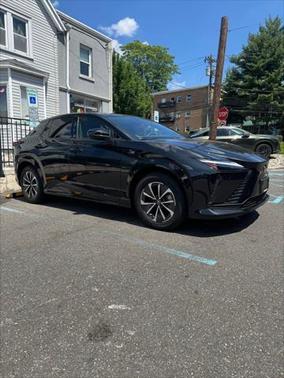 2024 Lexus RZ 450e Premium