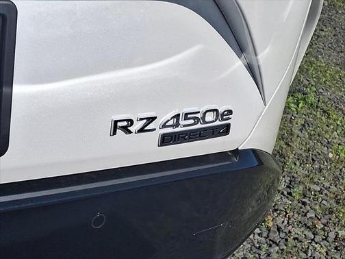 2025 Lexus RZ 450e Premium