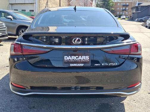 2021 Lexus ES 250 Base