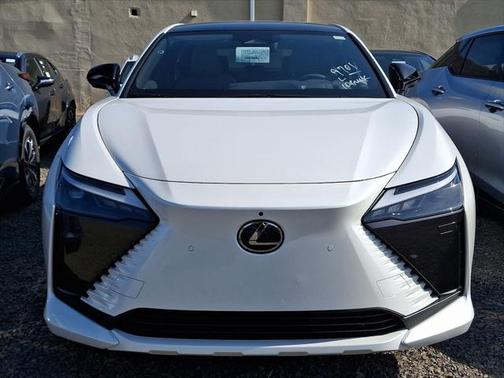 2025 Lexus RZ 450e Premium