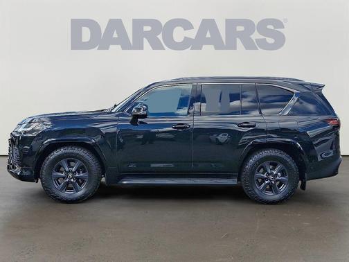 2025 Lexus LX 700h Overtrail