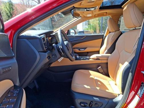 2025 Lexus NX 450h+ Luxury