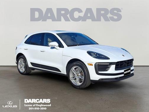 2023 Porsche Macan Base