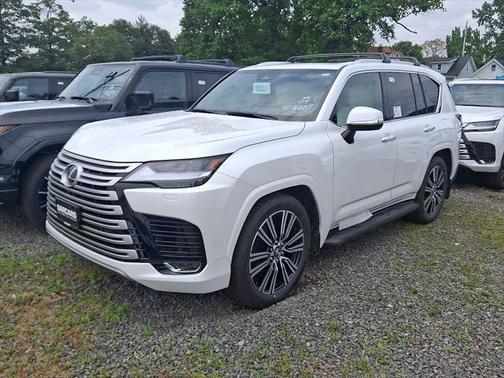 2025 Lexus LX 600 Luxury