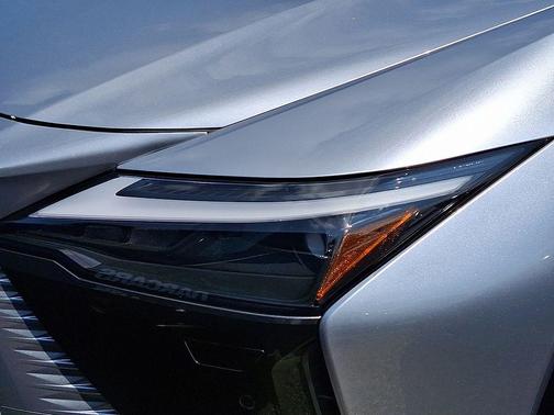 2025 Lexus RZ 450e Premium